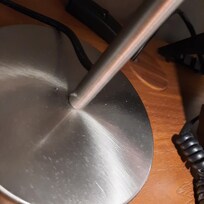 Mer damm vid sängbordet!