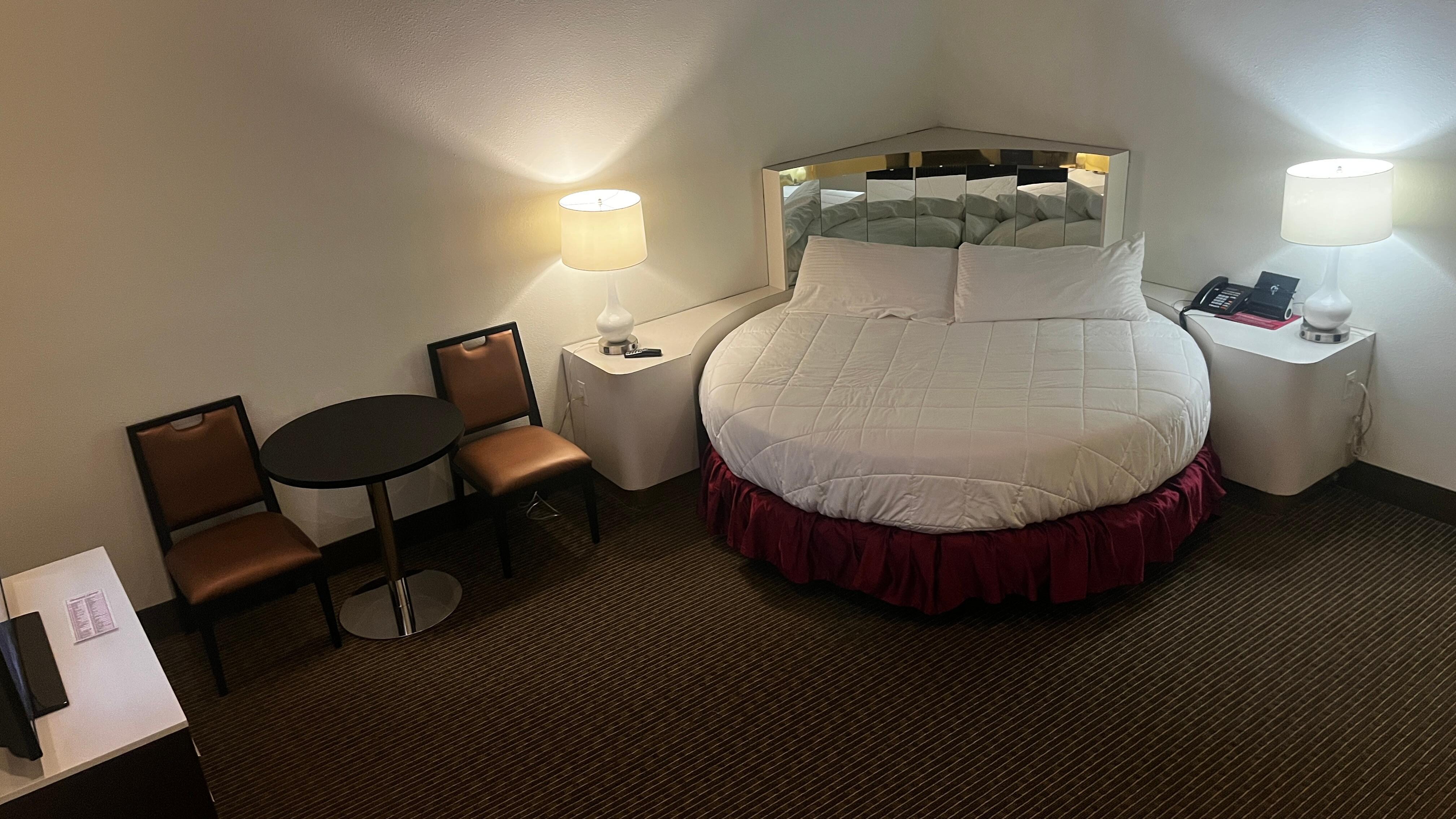 Lower level / bedroom