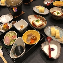 朝食
サーモンと野菜がふんわりホカホカに、火が通りとても美味しかったです。
白米も炊き立てでピカピカでした♪