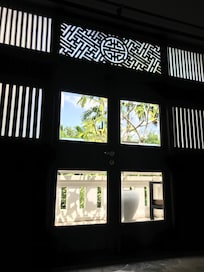 Døren ind til vores fine værelse