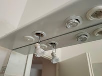 Punti luce del mobile da bagno