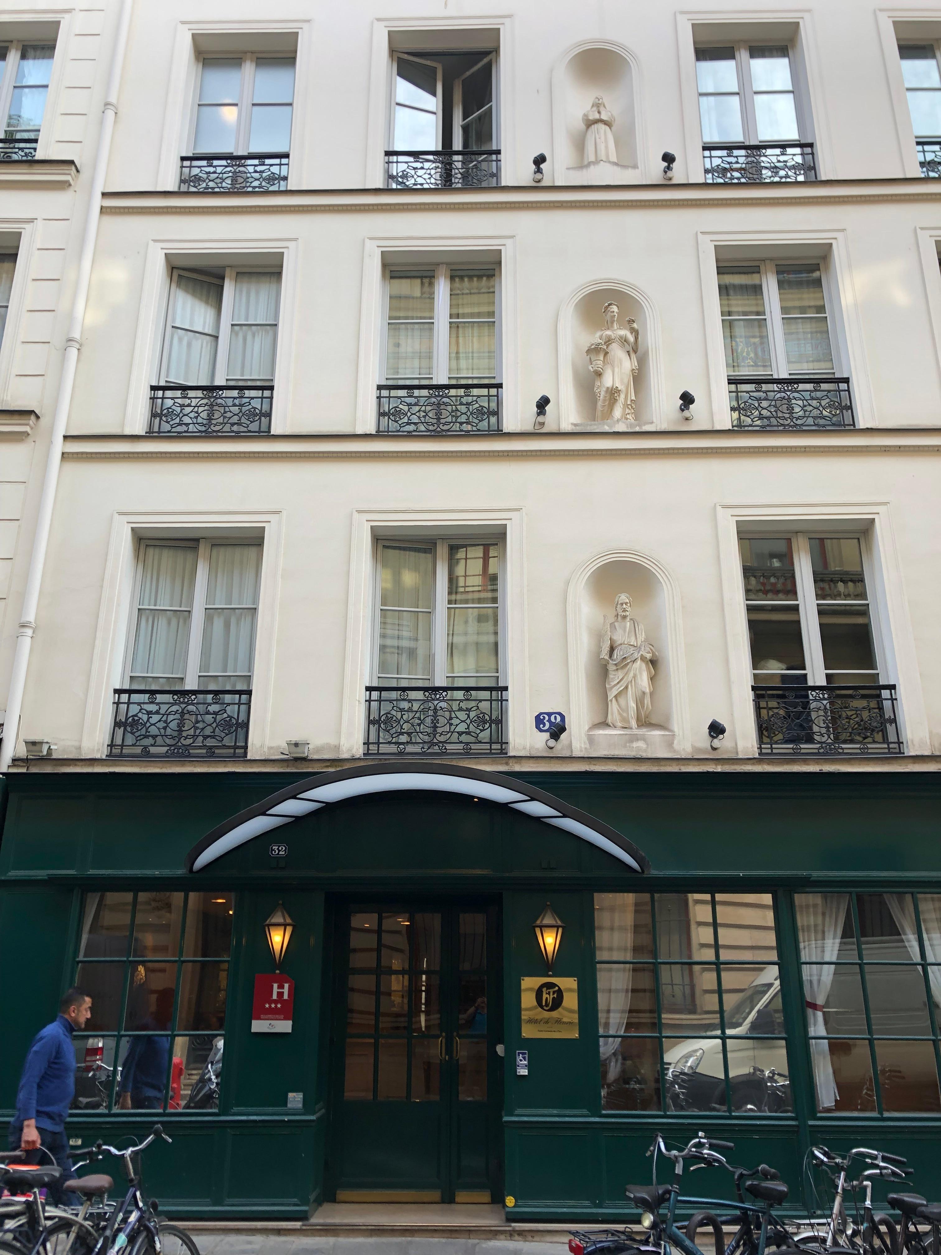 Hotel with it's own artwork; statues adorning the exterior!
