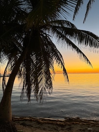 Beach right across from Palapa house