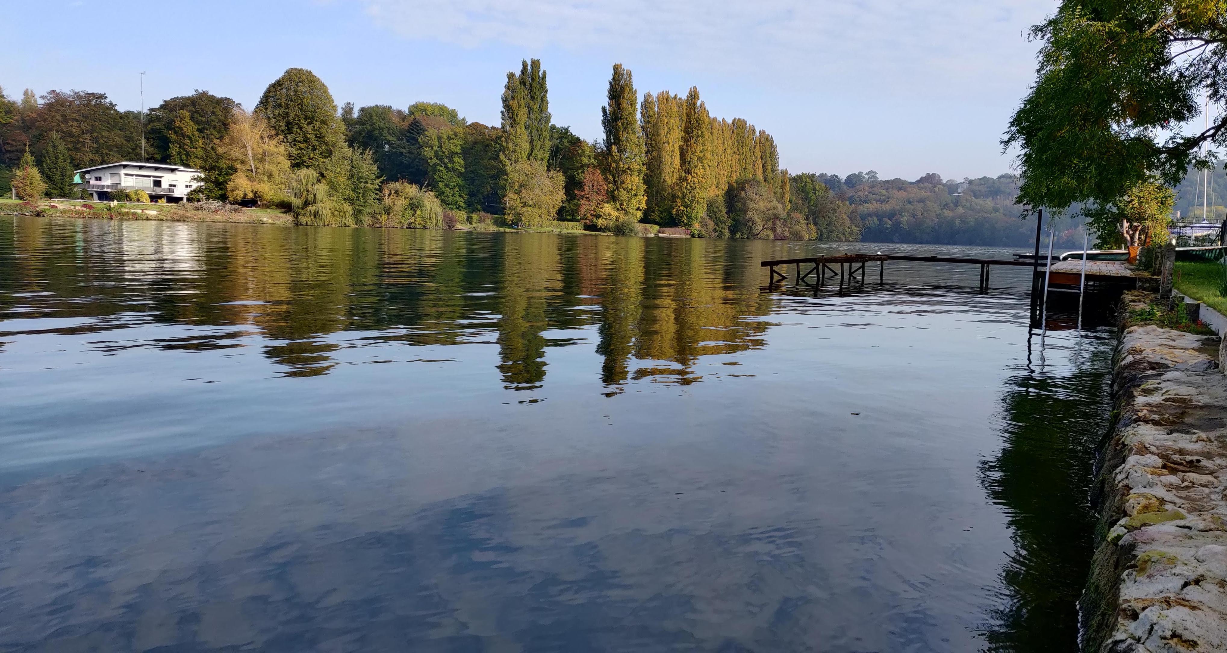 Vue sur la Seine, magnifiques couleurs d'Automne