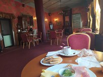 Breakfast room