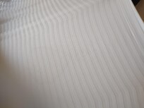 Pletter på sengetøj