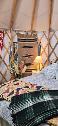 Very cozy and comfortable.