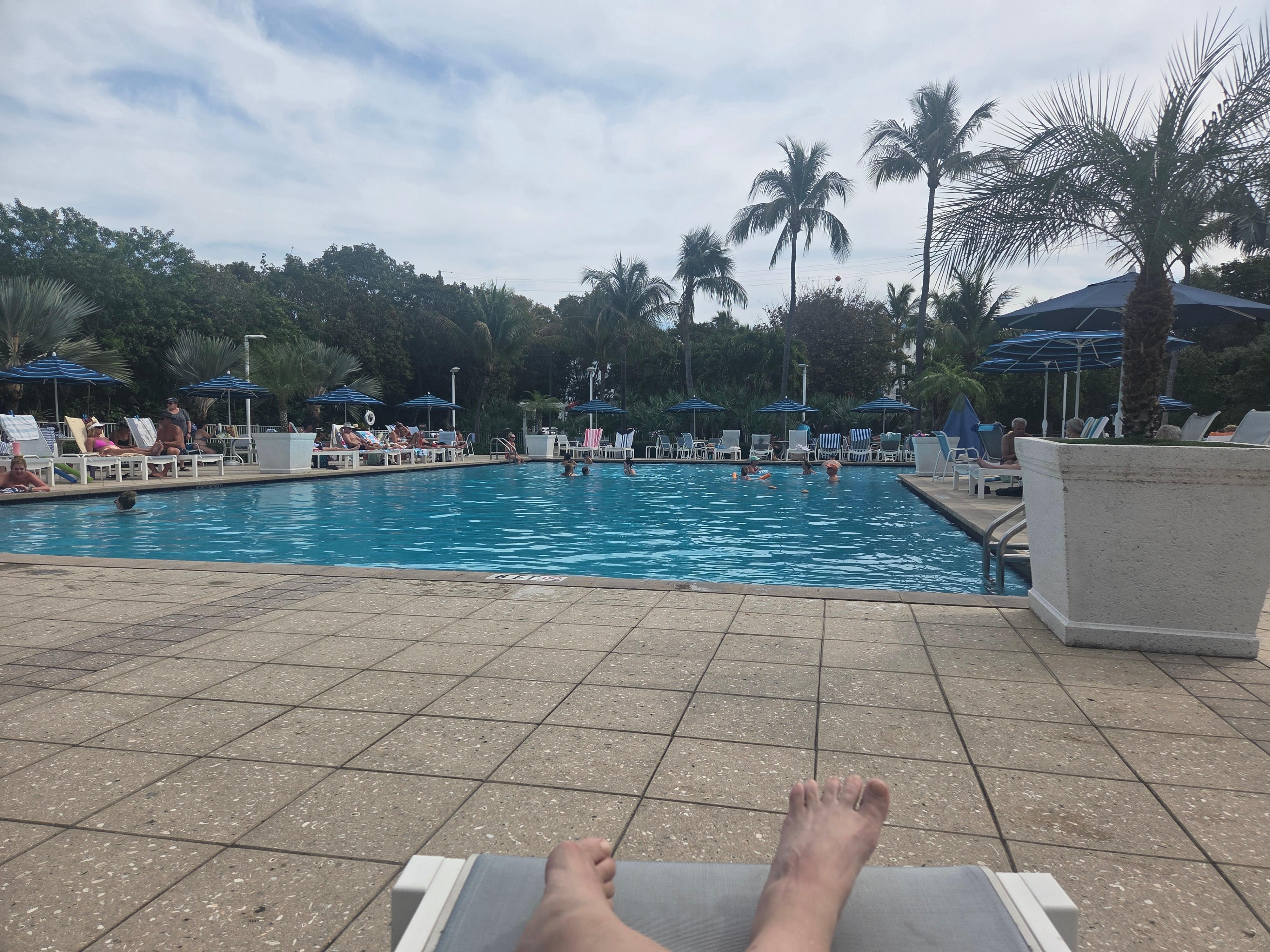 Great pool and super hot hot tub