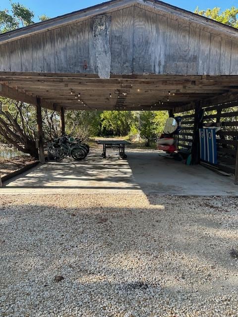 listing shows a nice seating area.. no chairs and flat tire bikes