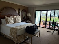 Clean and very comfy!