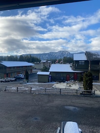 Snow overnight. Not what you want to see on your way home from AZ to BC.