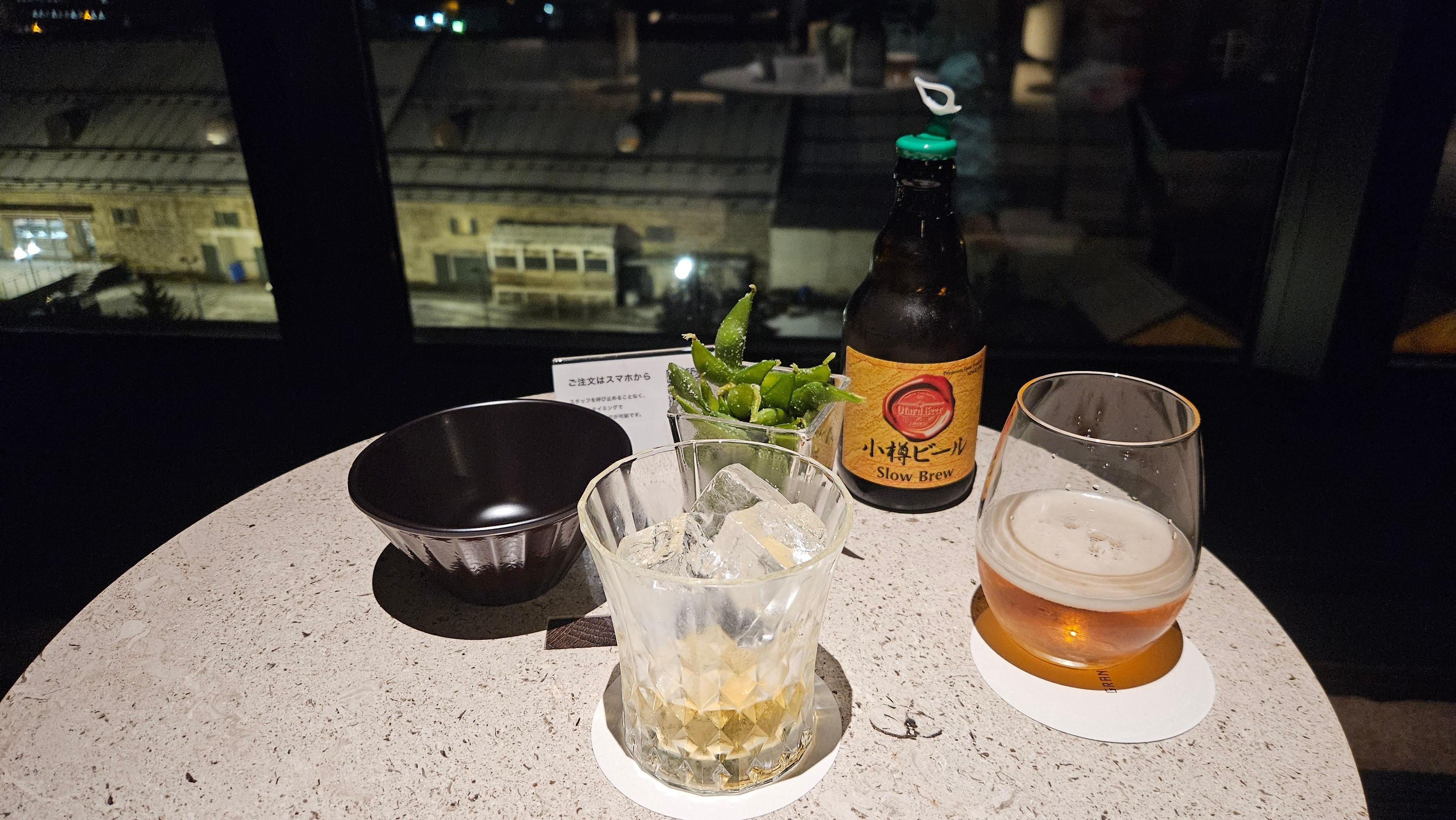 咖啡酒吧座位區