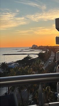 Sunset fra room 528 and all rooms with direct or partial sea view