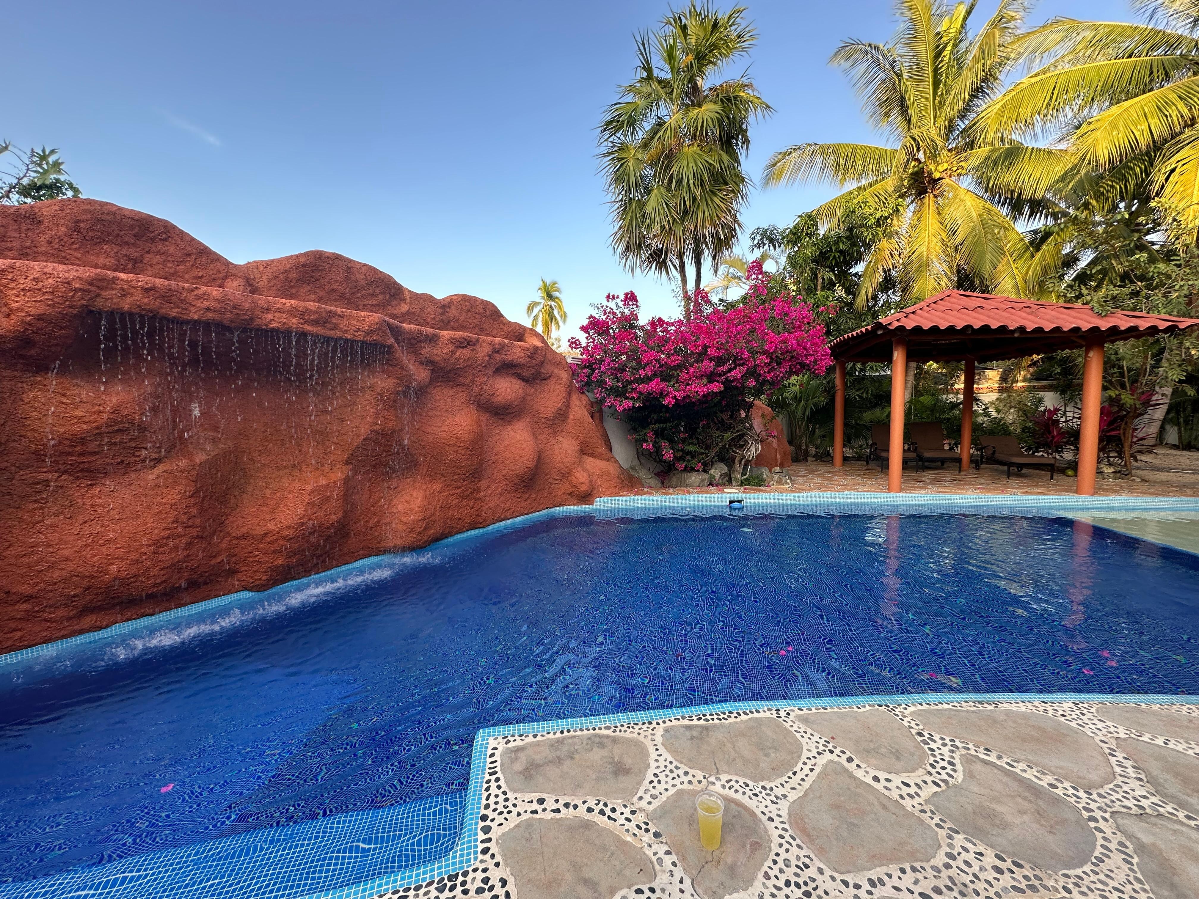 Very good sized pool!