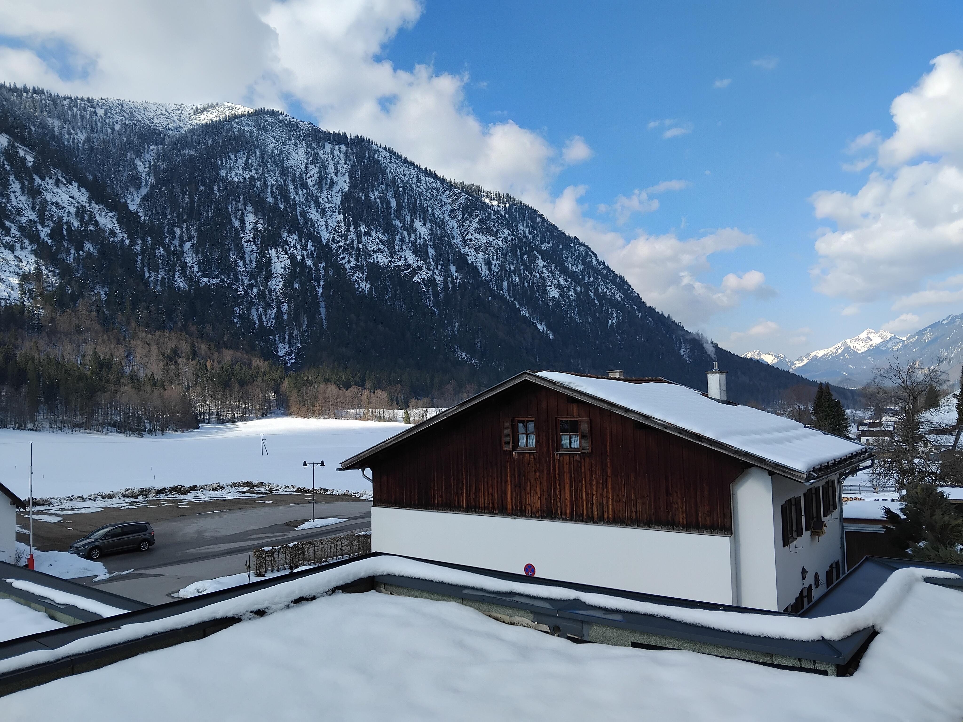 Blick vom Zimmer nach rechts 