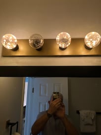 Bathroom light did not work