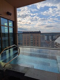 Spa, outside pool
