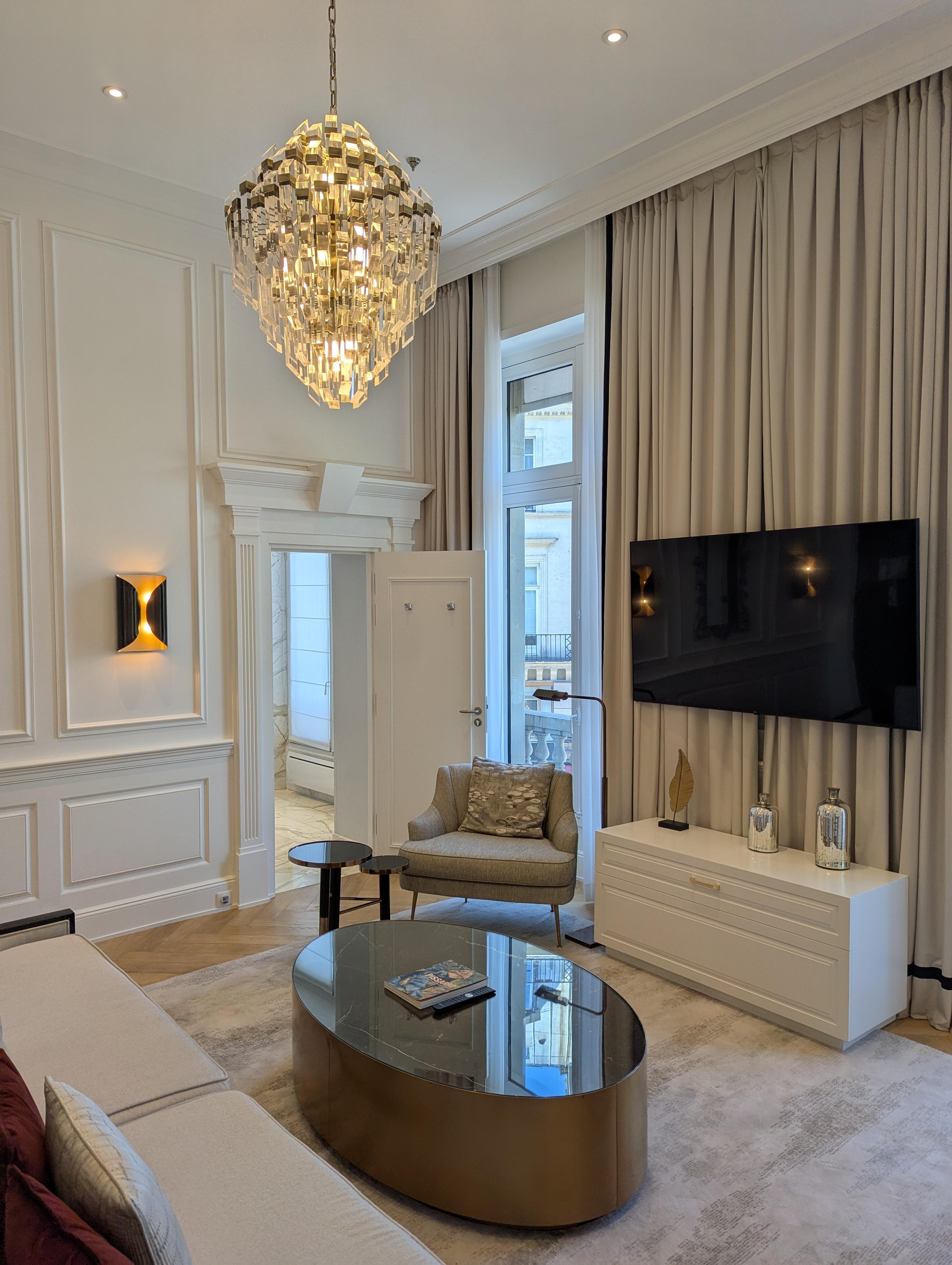 Salon of the Pissaro Suite 