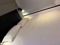 King bed. Very comfy but whoever sleeps on the left side has to crawl across it to get in/out.