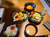 朝食
