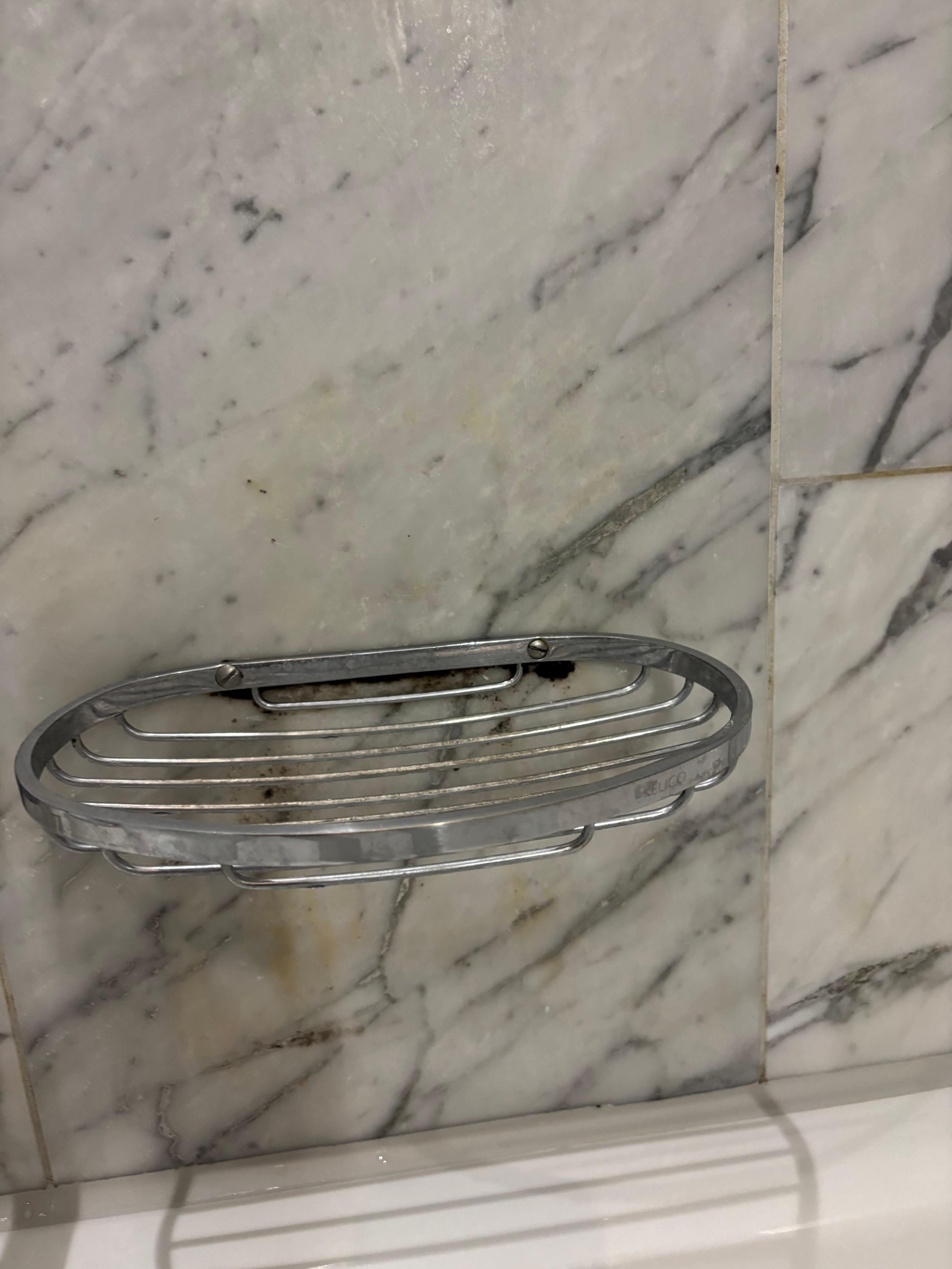 Very dirty wall! Probably never were cleaned!