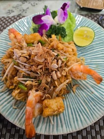 Pad thai was delicious
