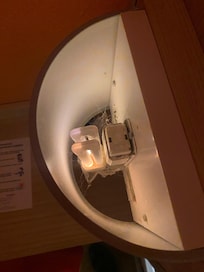 Lumière défectueuse et sale