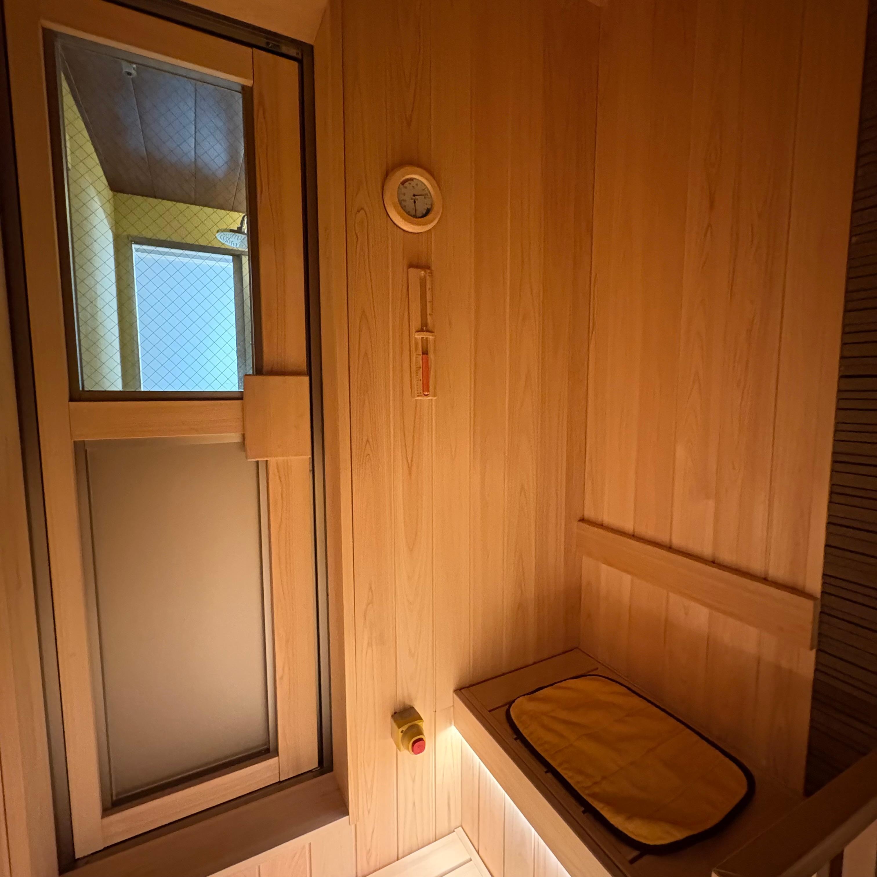 サウナルームの写真です。