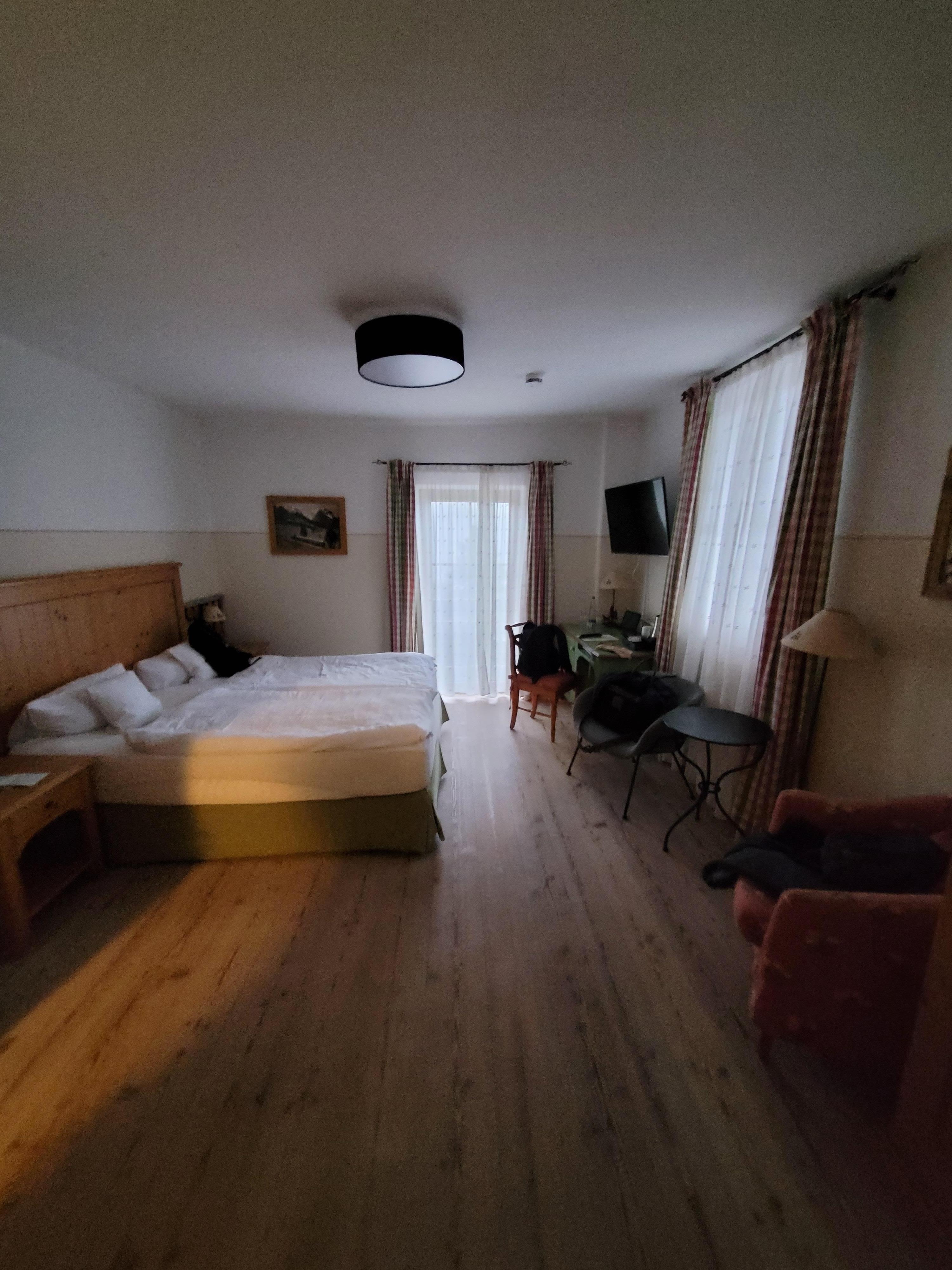 Schönes helles Zimmer