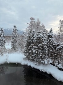 Onsen below. We were on level 7z