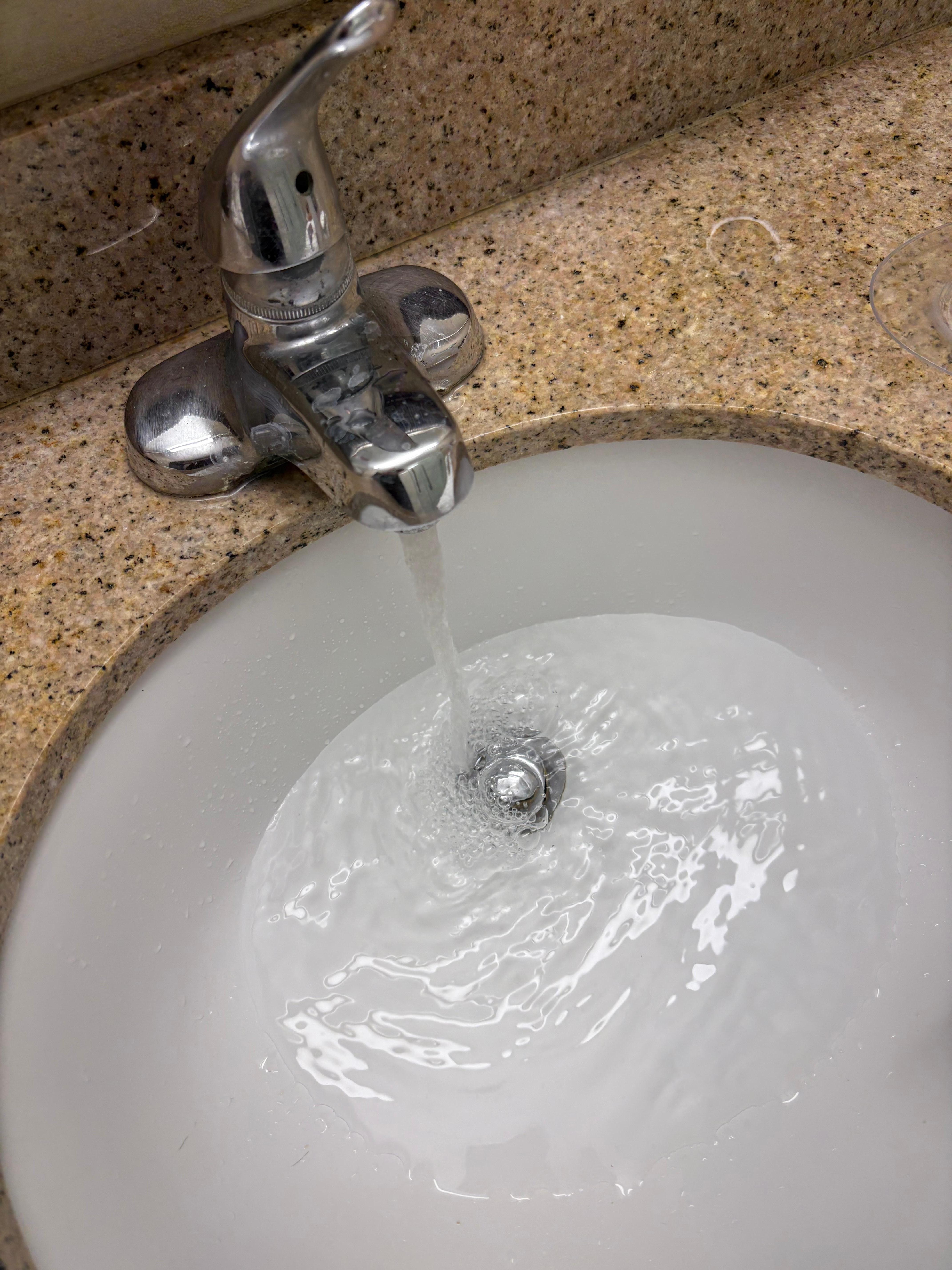 Clogged sink, and lose faucet
