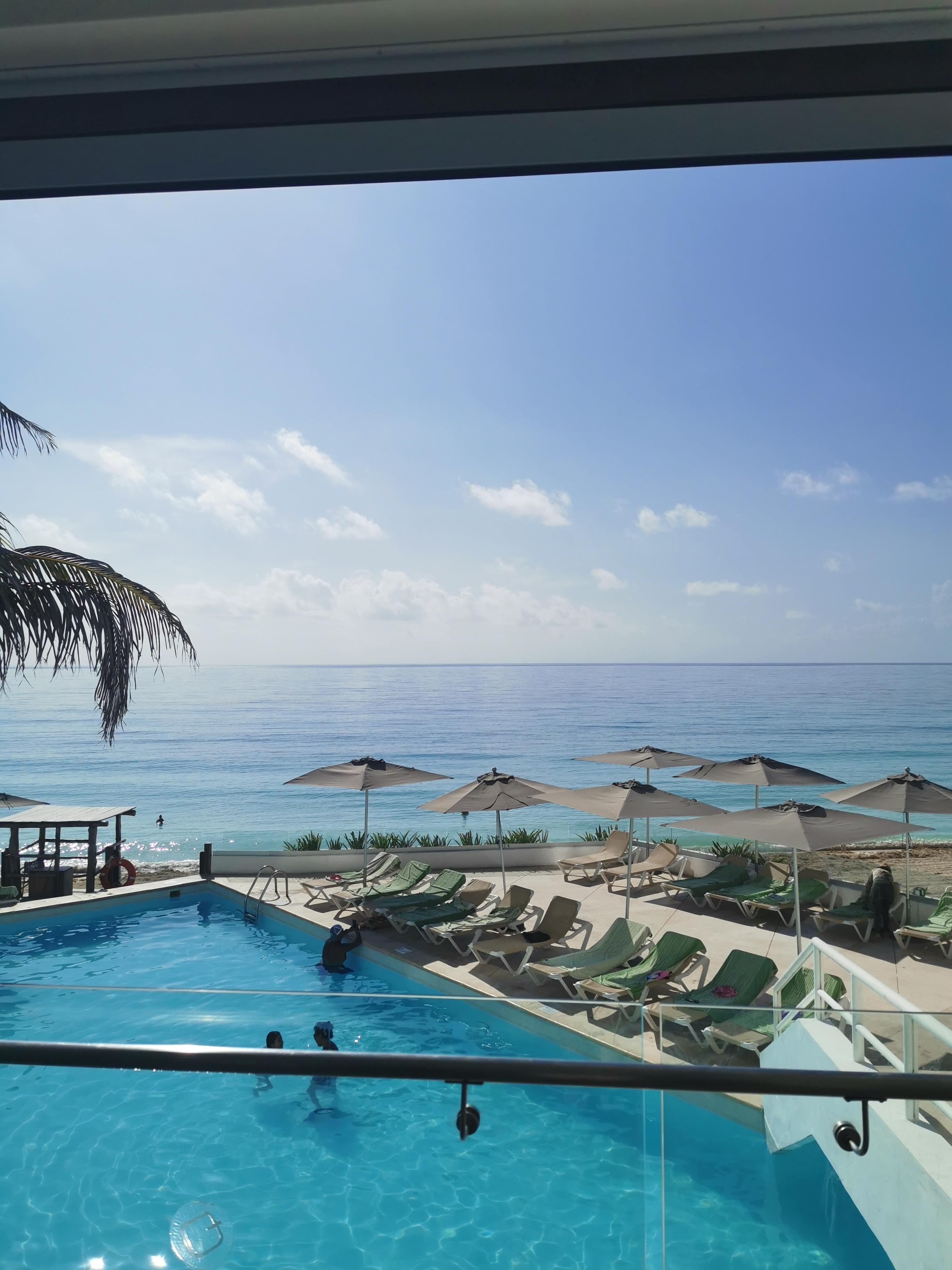 Good morning from Cancun! View from the lobby.
