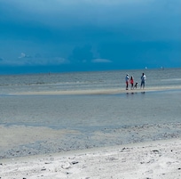We explored the sand bar all to ourselves.