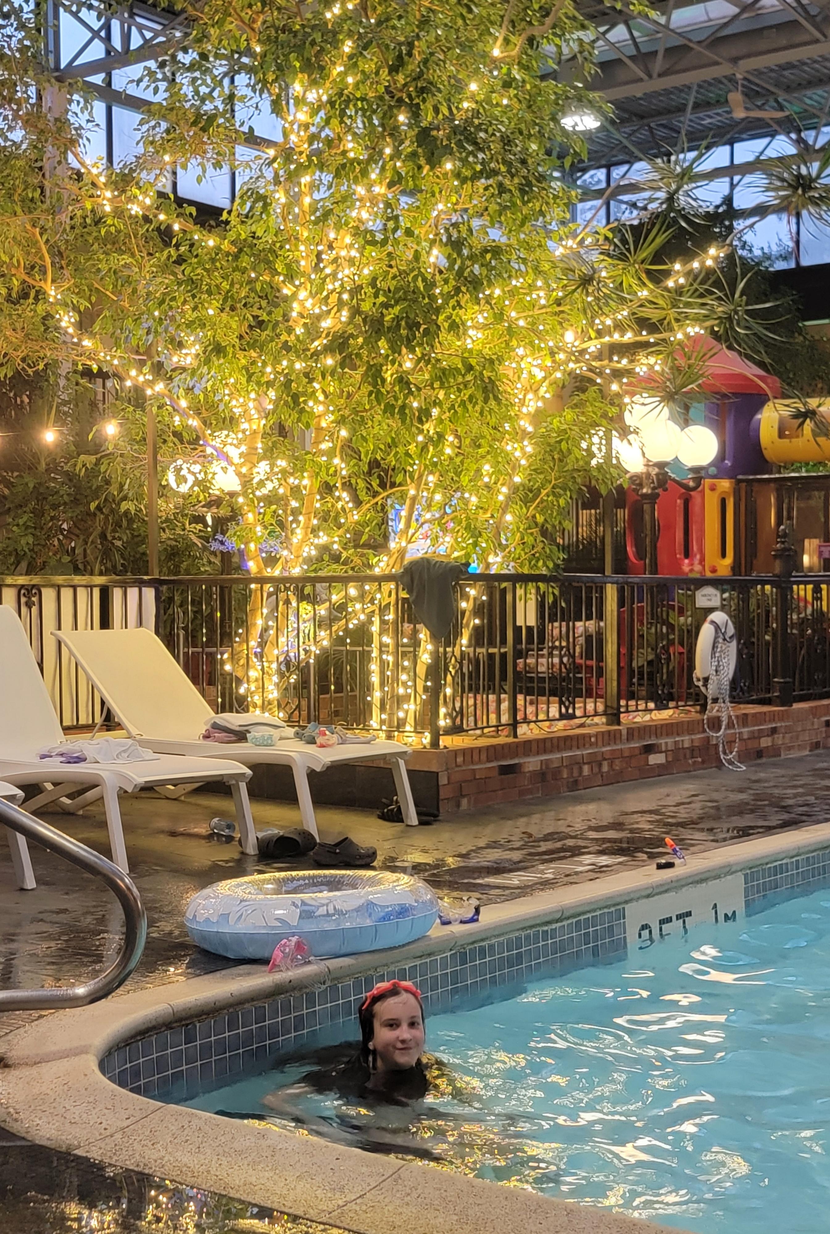 The common area is very bright, clean, and full of fun things to do with the kids. 