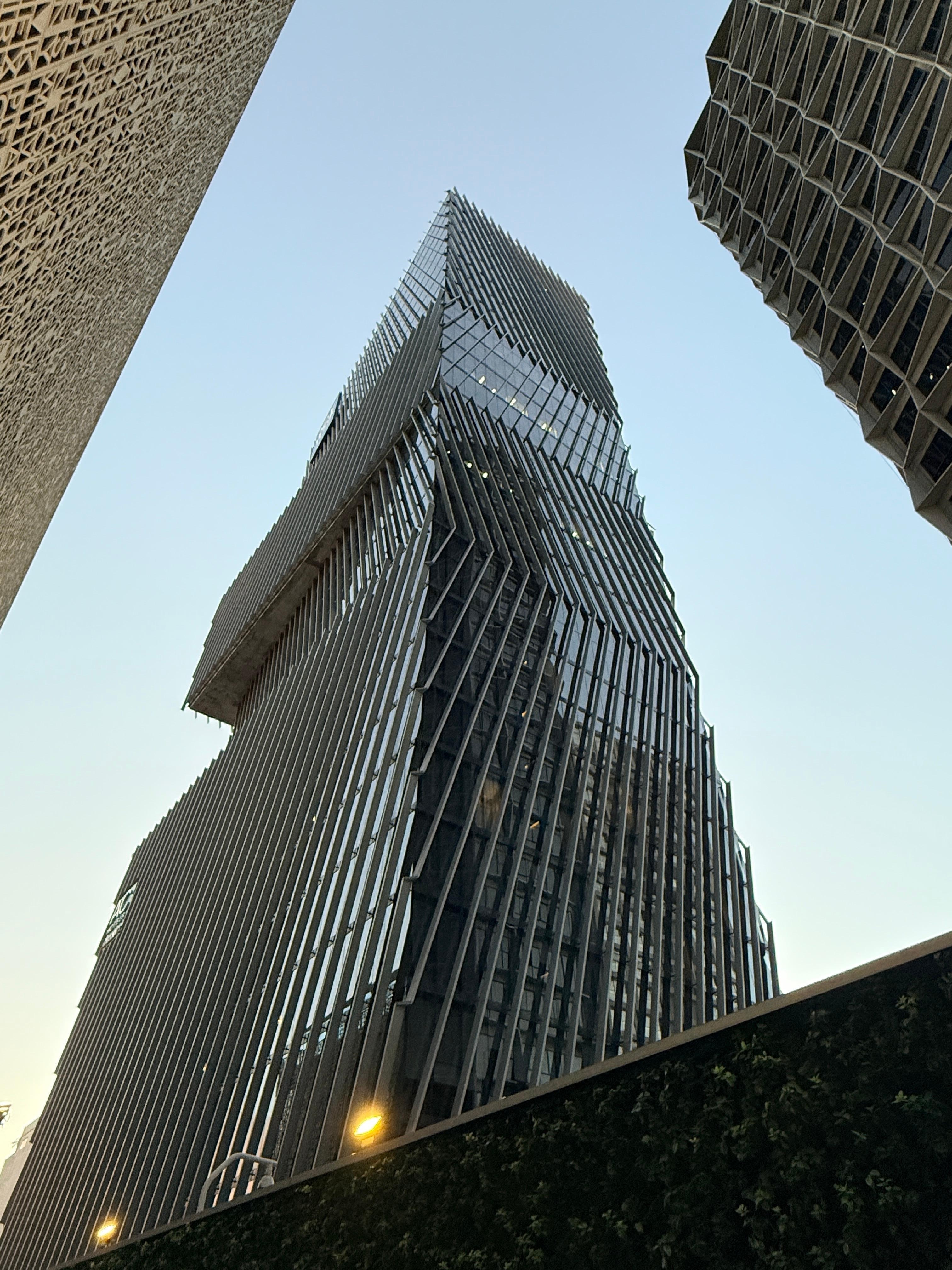 Muy buenos restaurantes al pie del hotel 