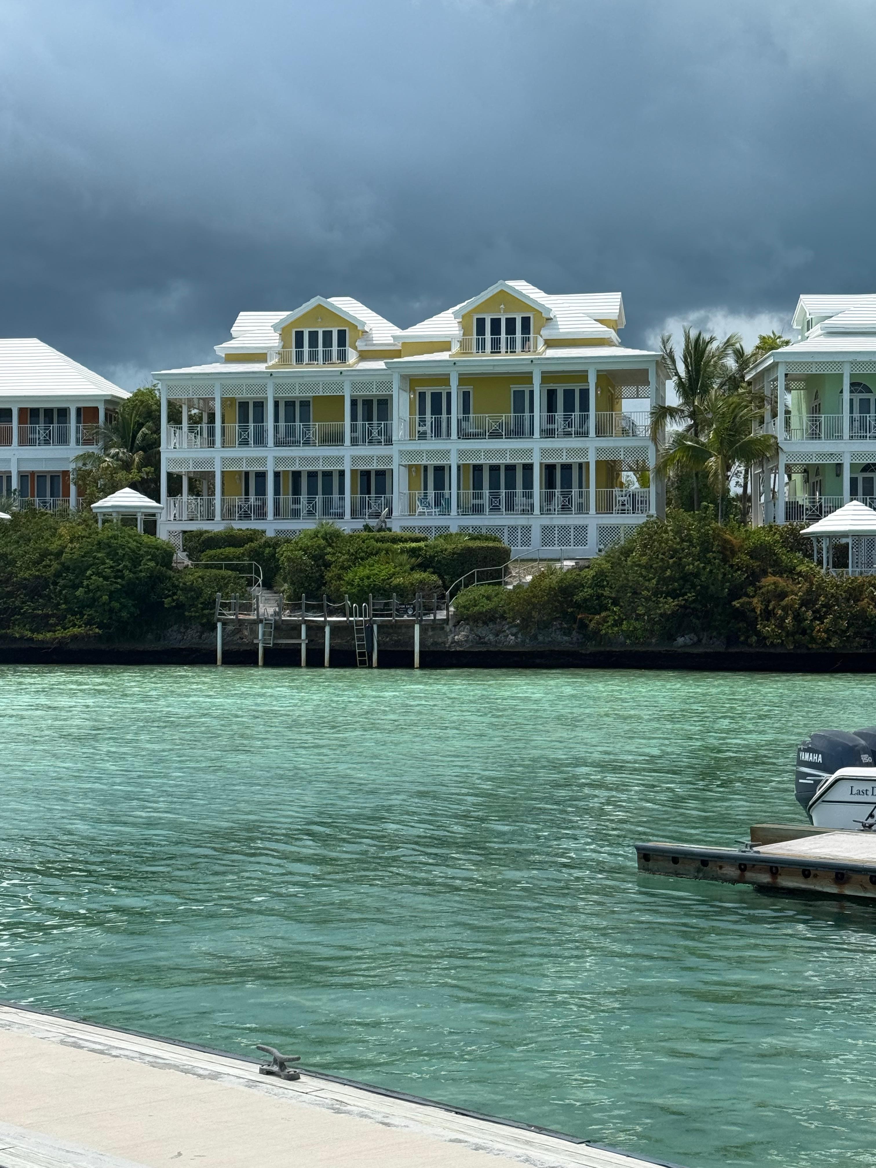 Dream’n Villa at February Point