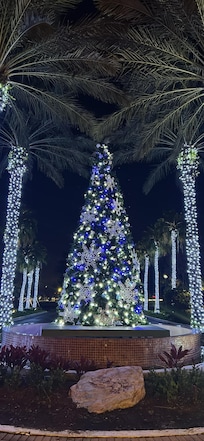 Ubicación, servicio, limpieza, gimnasio, alberca, restaurante, lavandería. Todo lo que necesitas para disfrutar un buen viaje. Lo recomiendo 100%