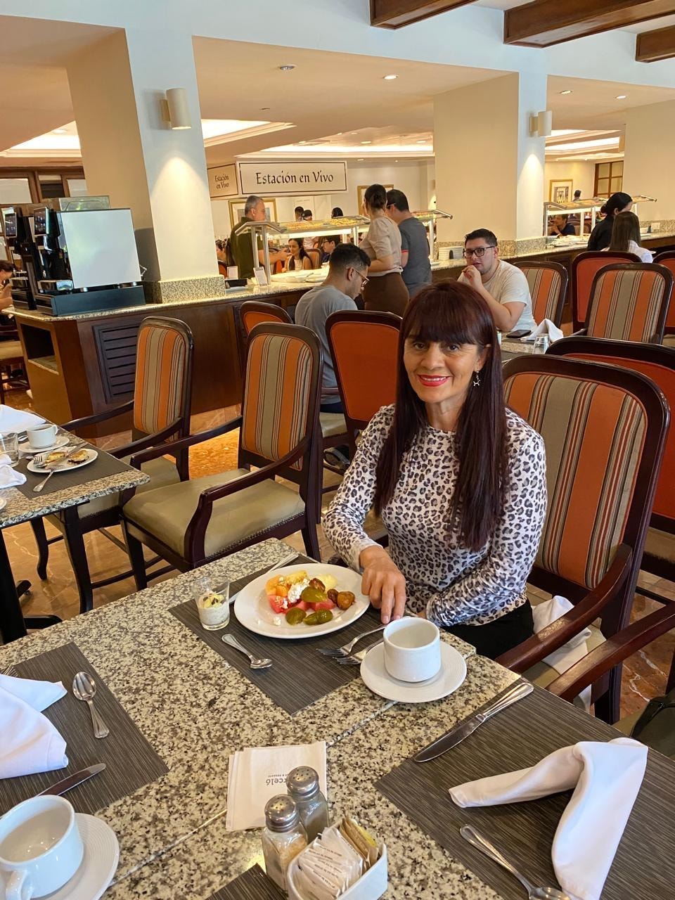 El bufete es delicioso muy recomendable 