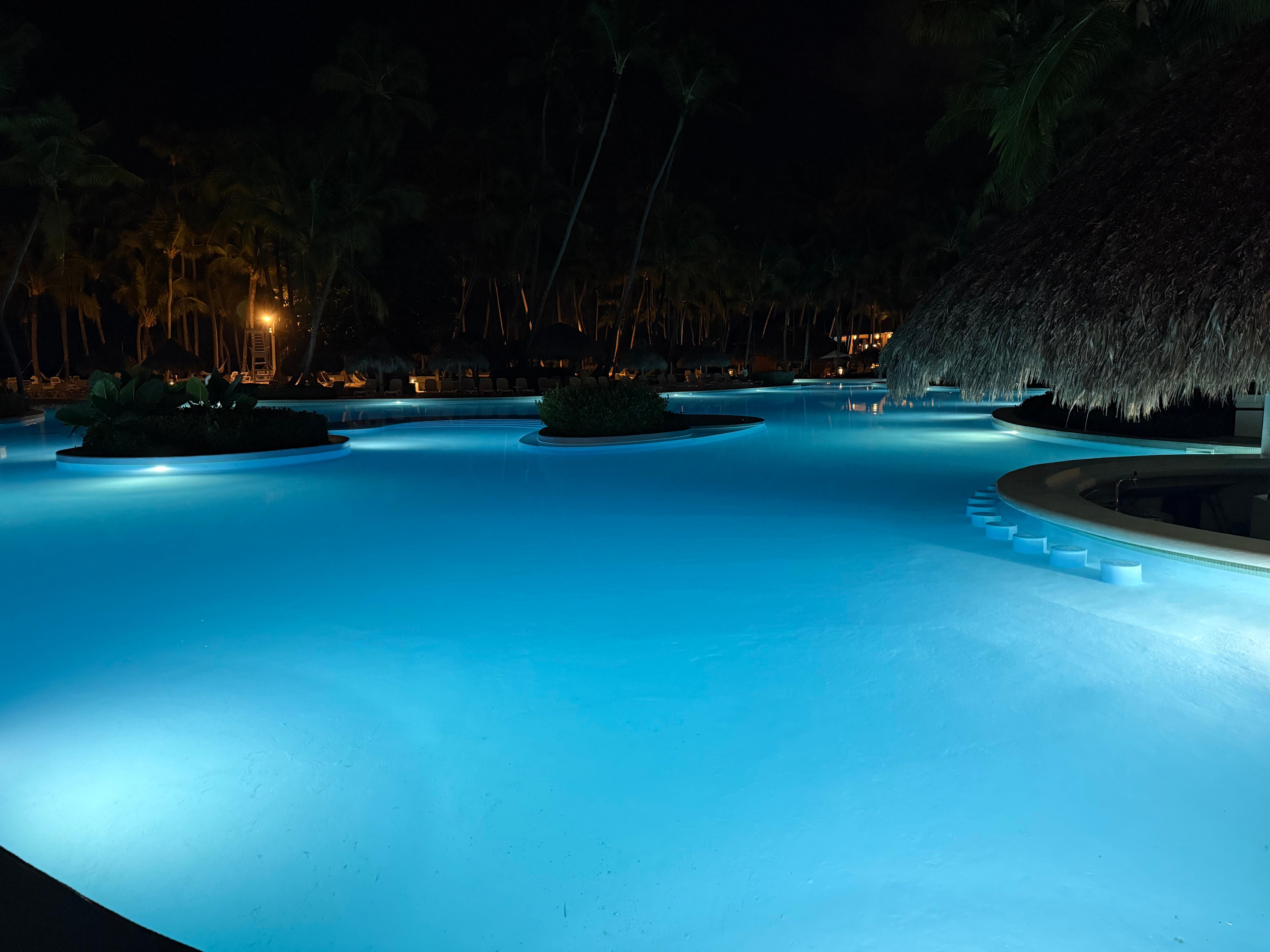 Pool at night 