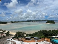近くの海