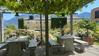 Grotto beim Pool