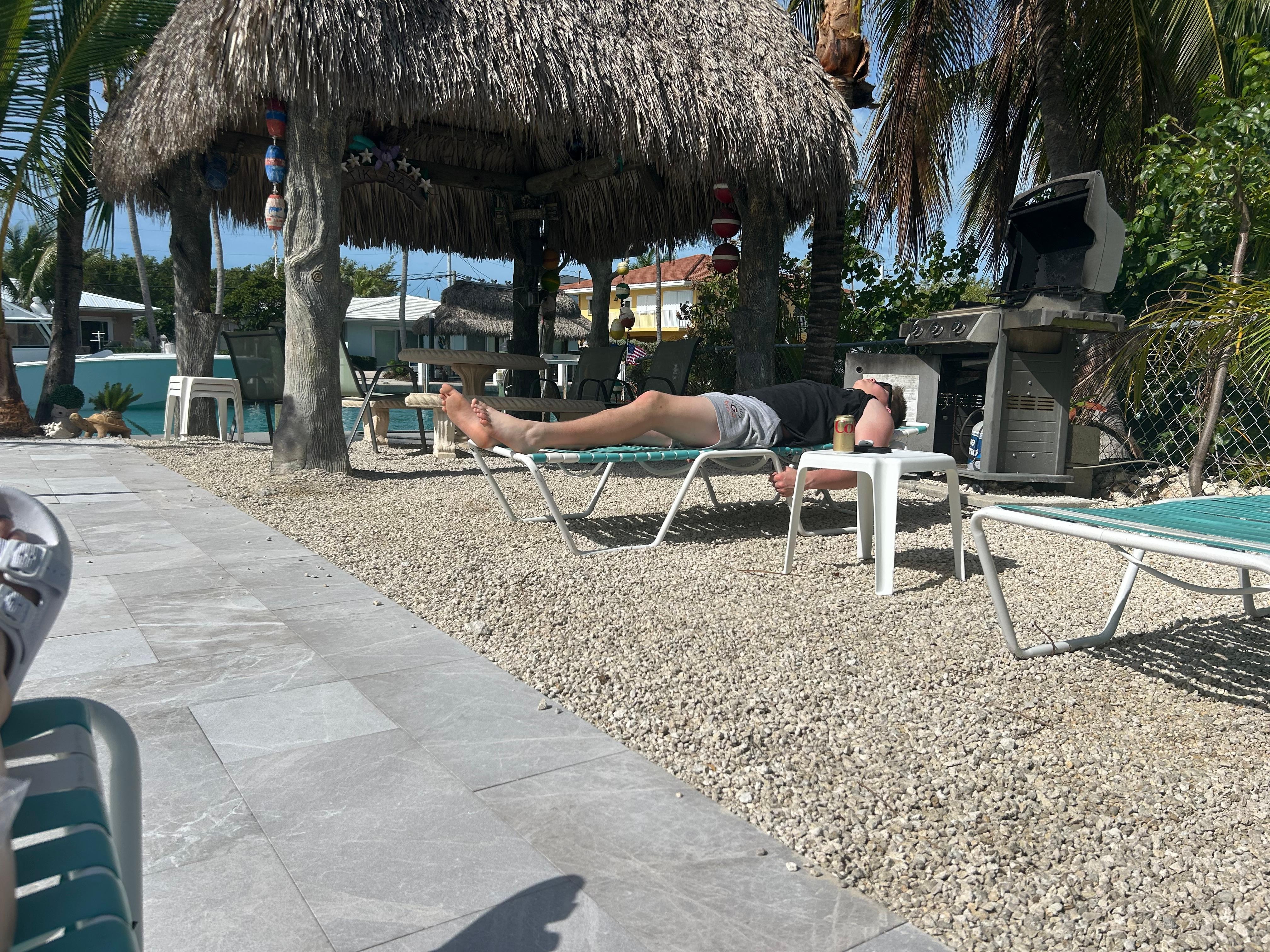 Space for sun and shade outsie