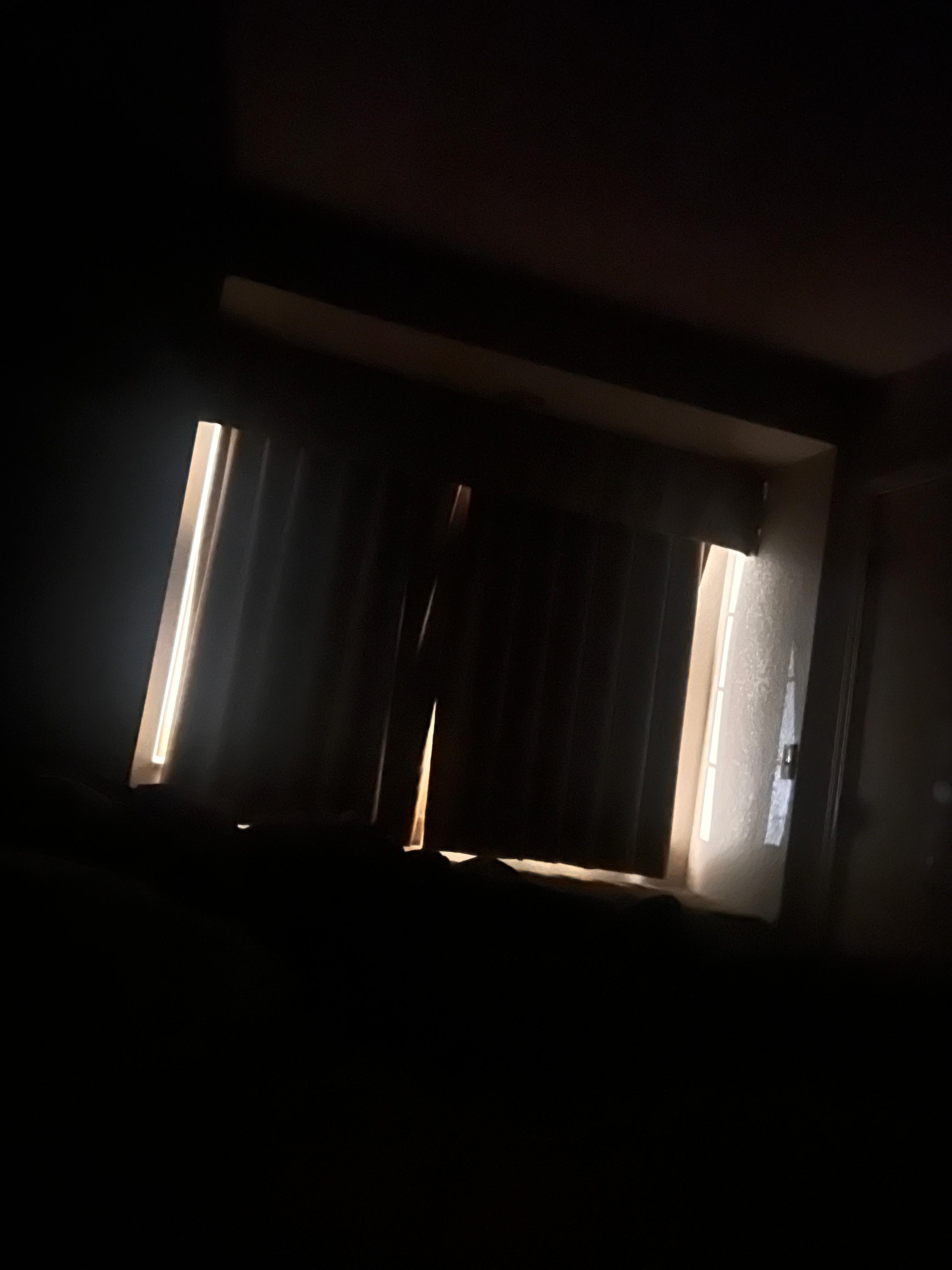 This picture was taken at 2:35am