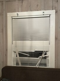broken window, couldn't open the window, both fan or ac didn't work