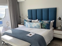 King size bed