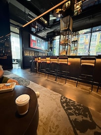 Lobby bar