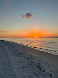 Awesome walks to Lovers Key beach