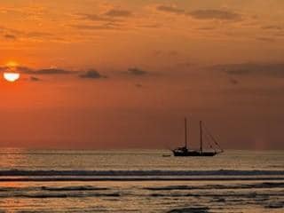 Sunset in downtown Quepos