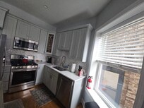 Great kitchen with plenty of seating and all of the necessities. Having a Keurig machine was a really nice surprise too.