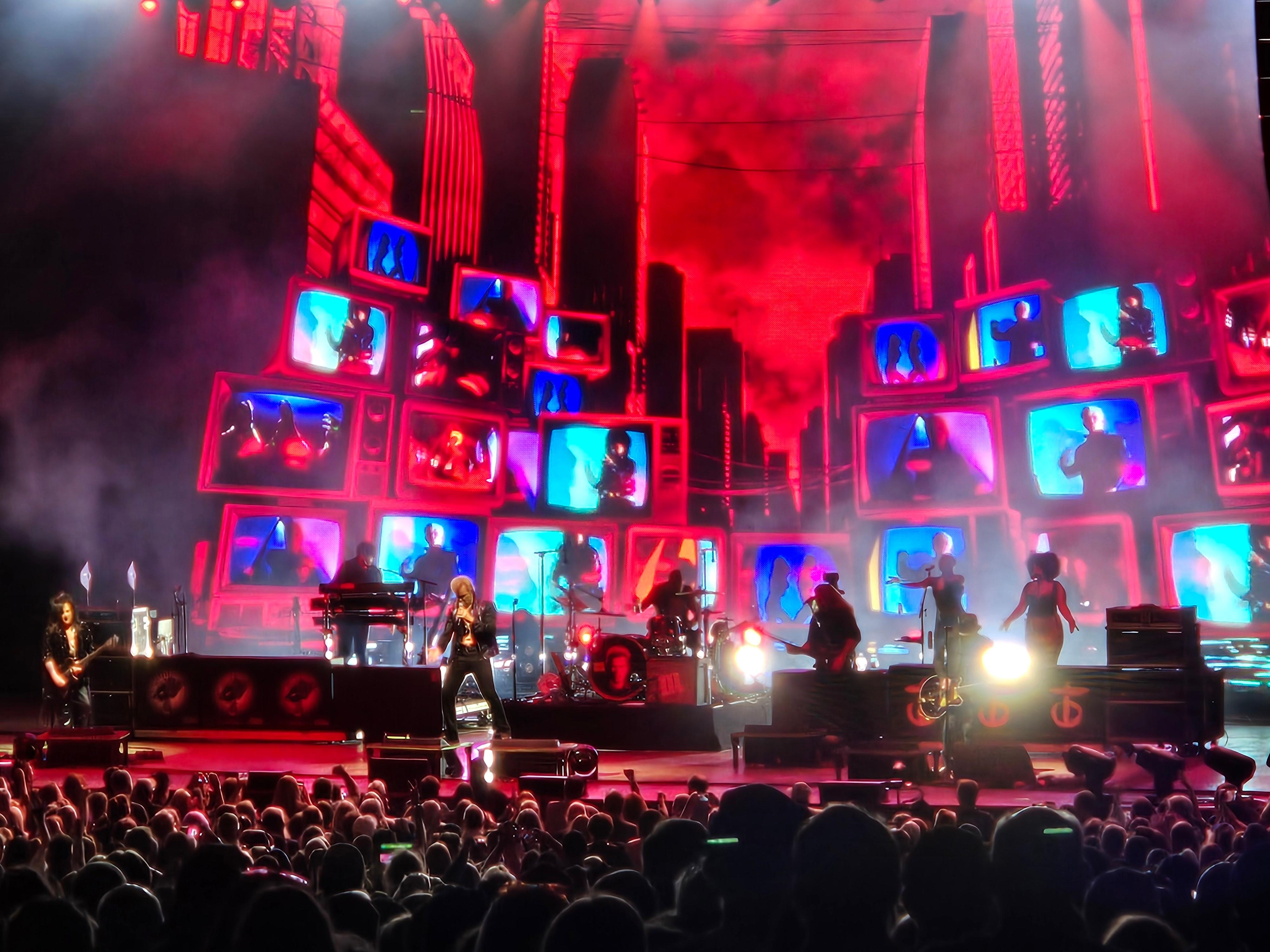 We stayed the weekend that Billy Idol was at Ruoff.